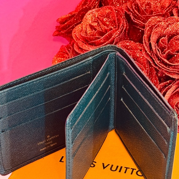 Louis Vuitton Green Taiga Wallet - Picture 6 of 16